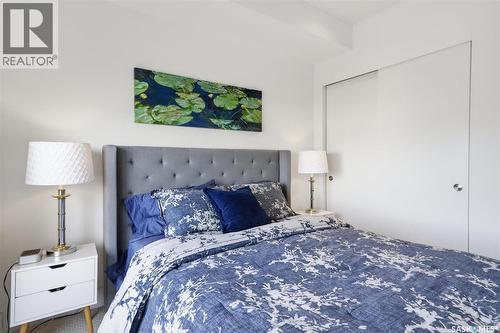 217 404 C Avenue S, Saskatoon, SK - Indoor Photo Showing Bedroom