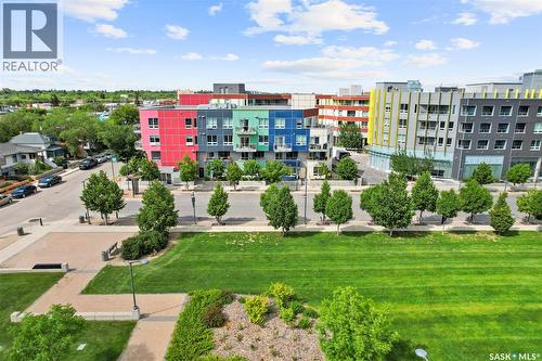 217 404 C Avenue S, Saskatoon, SK - Outdoor
