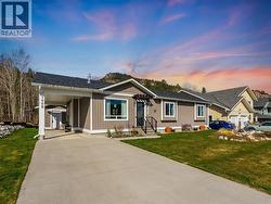 4008 16th Avenue Castlegar, BC V1N 4A2