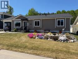 4008 16th Avenue Castlegar, BC V1N 4A2