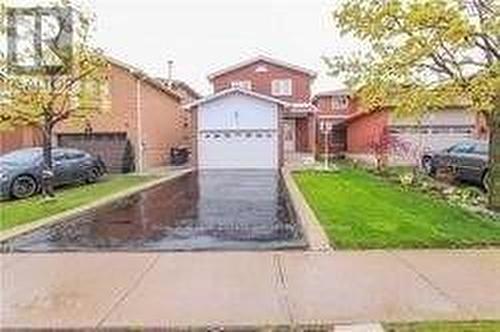 9 SALEM COURT  Brampton, ON L6V 4J8
