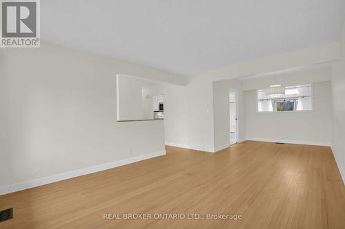 37 Nicklin Crescent, Guelph, ON - Indoor Photo Showing Other Room
