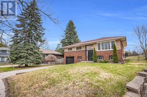 37 Nicklin Crescent, Guelph, ON - Outdoor