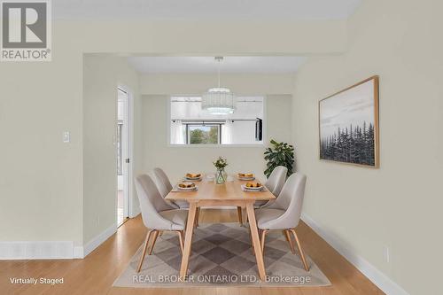 37 Nicklin Crescent, Guelph, ON - Indoor Photo Showing Dining Room