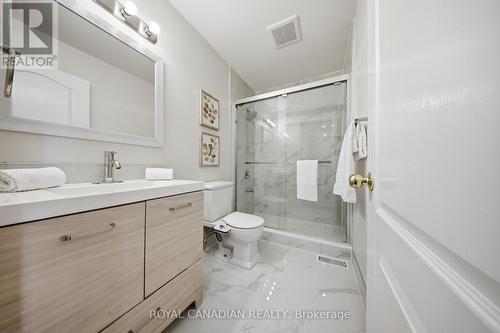 1496 Franklin Boulevard, Cambridge, ON - Indoor Photo Showing Bathroom