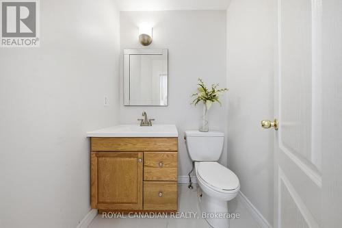 1496 Franklin Boulevard, Cambridge, ON - Indoor Photo Showing Bathroom