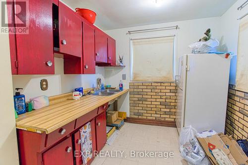 227 Stone Church Road W, Hamilton, ON - Indoor