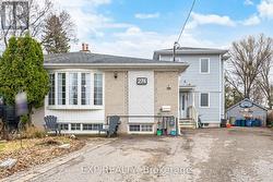 274 DEMAINE CRESCENT Richmond Hill, ON L4C 2W5