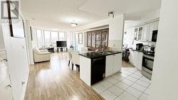 713 - 33 COX BOULEVARD Markham, ON L3R 8A6