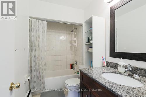 2nd Washroom 4pc - 2 - 2844 Danforth Avenue, Toronto, ON 