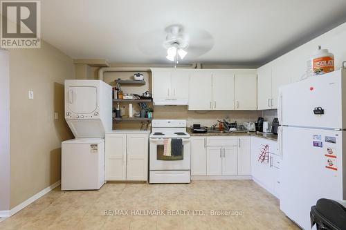 Shared Kitchen/Laundry - 2 - 2844 Danforth Avenue, Toronto, ON 