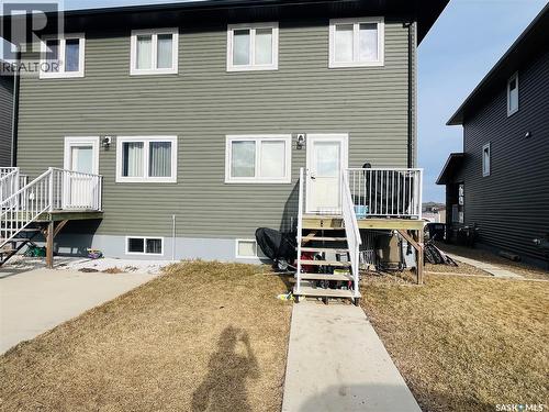 642 Glenridge Avenue, Swift Current, SK - Outdoor With Exterior