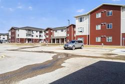 2103 2 Brighton Lane  Steinbach, MB R5G 0X6