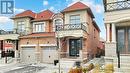 642 Sweetwater Crescent, Newmarket, ON  - Outdoor With Facade 