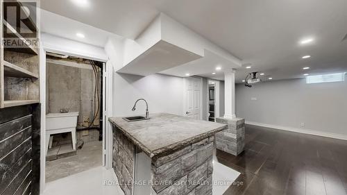642 Sweetwater Crescent, Newmarket, ON - Indoor