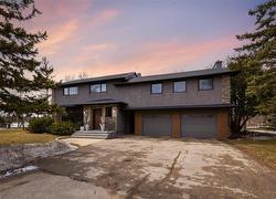 4531 Roblin Boulevard  Winnipeg, MB R3R 0G2