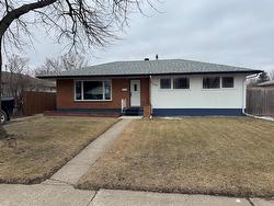 1455 APPLEWOOD Bay Brandon, MB R7A 2H4