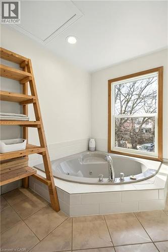 12 East 21St Street, Hamilton, ON - Indoor Photo Showing Other Room