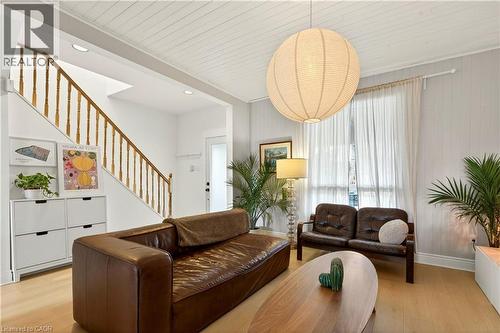 12 East 21St Street, Hamilton, ON - Indoor Photo Showing Other Room