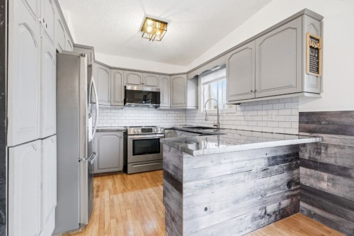 Cuisine - 957 Rue Dufferin, Granby, QC - Indoor Photo Showing Kitchen With Upgraded Kitchen