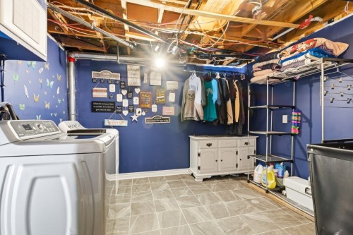 Salle de lavage - 957 Rue Dufferin, Granby, QC - Indoor Photo Showing Laundry Room