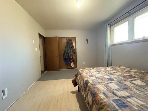 Pierson, Manitoba - Indoor Photo Showing Bedroom
