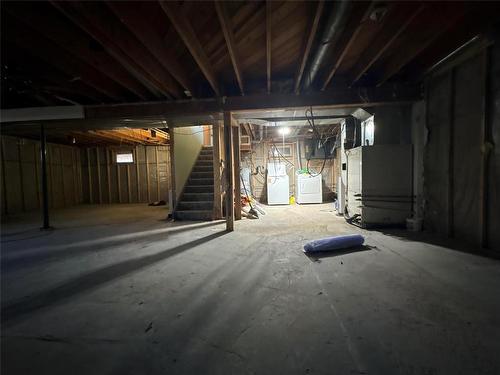 Pierson, Manitoba - Indoor Photo Showing Basement