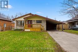 10 PLAZA SQUARE Belleville (Belleville Ward), ON K8N 4J3