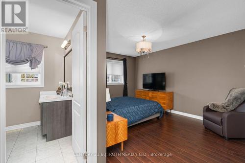 Primary with ensuite - 221 Harvie Road, Barrie, ON - Indoor Photo Showing Bedroom