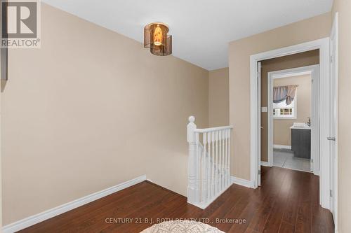 upper landing - 221 Harvie Road, Barrie, ON - Indoor Photo Showing Other Room