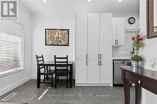 33 Panorama Way, Hamilton, ON - Indoor