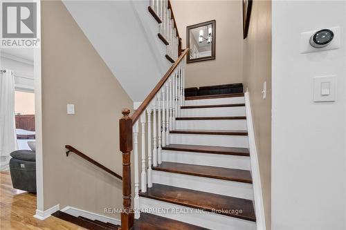 33 Panorama Way, Hamilton, ON - Indoor Photo Showing Other Room