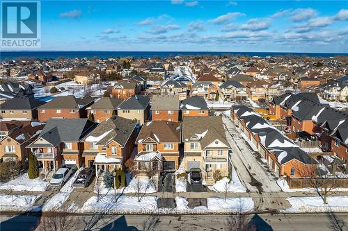 33 Panorama Way, Hamilton, ON - Outdoor