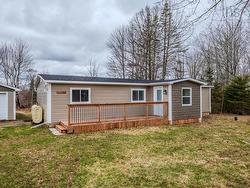58 Douglas Road Rawdon, NS B0N 2N0