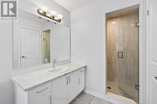 5 pc Ensuite - 2237 Grainger Loop, Innisfil, ON - Indoor Photo Showing Bathroom