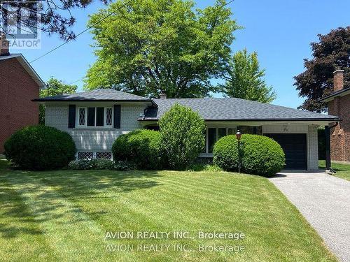 24 DRAKEFIELD ROAD  Markham, ON L3P 1G5