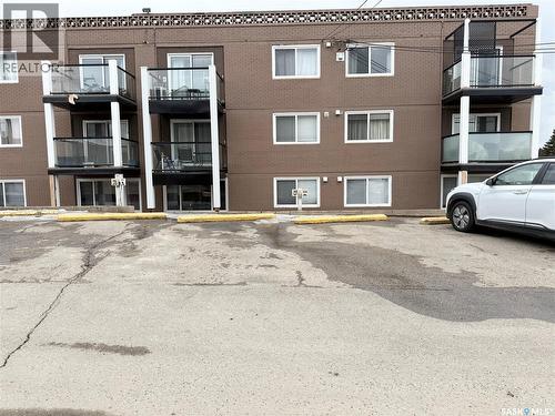 8 2707 7Th Street E, Saskatoon, SK - Outdoor