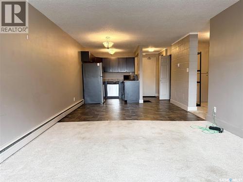 8 2707 7Th Street E, Saskatoon, SK - Indoor