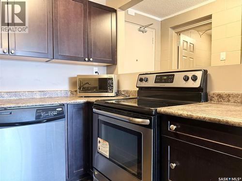 8 2707 7Th Street E, Saskatoon, SK - Indoor Photo Showing Kitchen