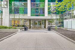 3101 - 37 GROSVENOR STREET Toronto, ON M4Y 3G5