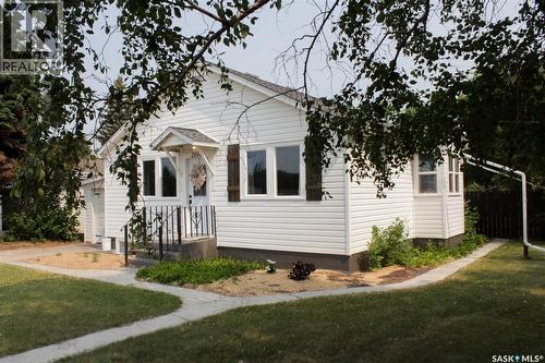 2014 3Rd Street, Rosthern, SK - Outdoor With Facade