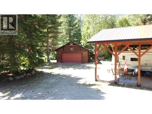 212 Island View Road, Nakusp, BC 