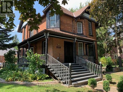 213 VIDAL STREET S  Sarnia, ON N7T 2T4