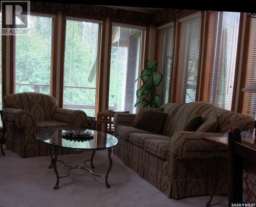 1604 Mahigan Crescent, Northern Admin District, SK - Indoor Photo Showing Living Room