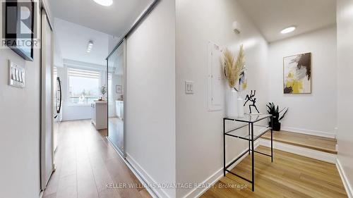 2 - 1479 O'Connor Drive, Toronto, ON - Indoor Photo Showing Other Room