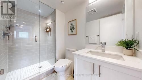 2 - 1479 O'Connor Drive, Toronto, ON - Indoor Photo Showing Bathroom
