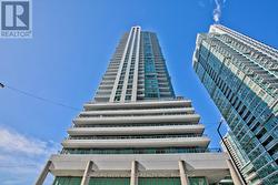 1803 - 50 TOWN CENTRE COURT Toronto, ON M1P 0A9