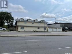 1905 PARK STREET  Regina, SK S4N 2G5