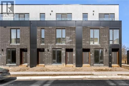 132 Everett Common, St. Catharines, ON - 