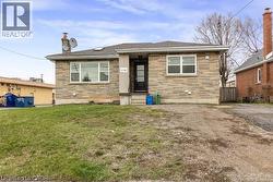 116 IRENE Avenue Hamilton, ON L8G 2B5